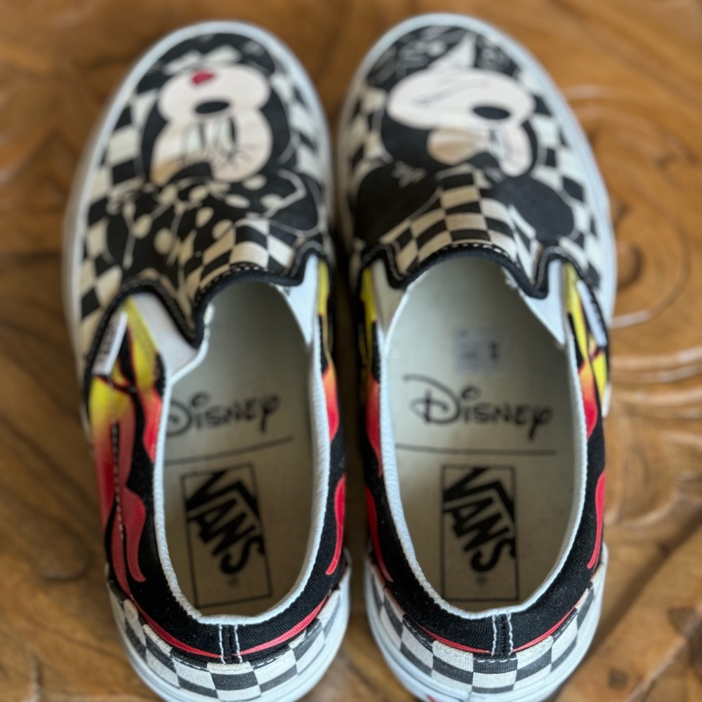 Limited Edition Disney Vans - Picture 4 of 4